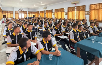 Kesehatan & Disiplin Kunci Masuk Dunia Kerja! Siswa Teknik Alat Berat SMK PGRI 2 Ponorogo Dapat Pembekalan Langsung United Tractors