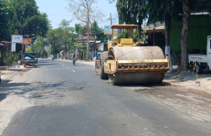 Pemkab Ponorogo Tambah Anggaran Perbaikan Jalan Rp 10 Miliar, Plt Bupati: Pengerjaan Harus Cermat