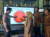 Istimewa, SMPN 4 Ponorogo Launching Buku Karya Siswa & Aplikasi e-Moncer Bersama Kapolres